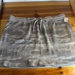 Maurices Women’s XXL Camo Terry Cloth Skirt | NWT Stretch Waist